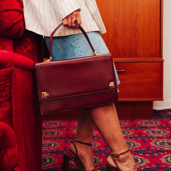 Burgundy Vintage Hand Bag - Picture 1 of 5